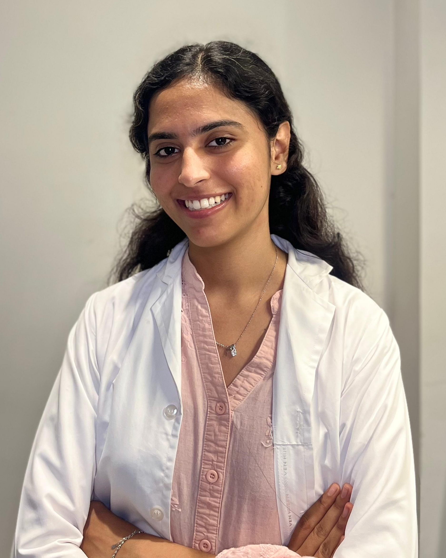 Dr Vaidagna Thakor - In-Charge Dentist